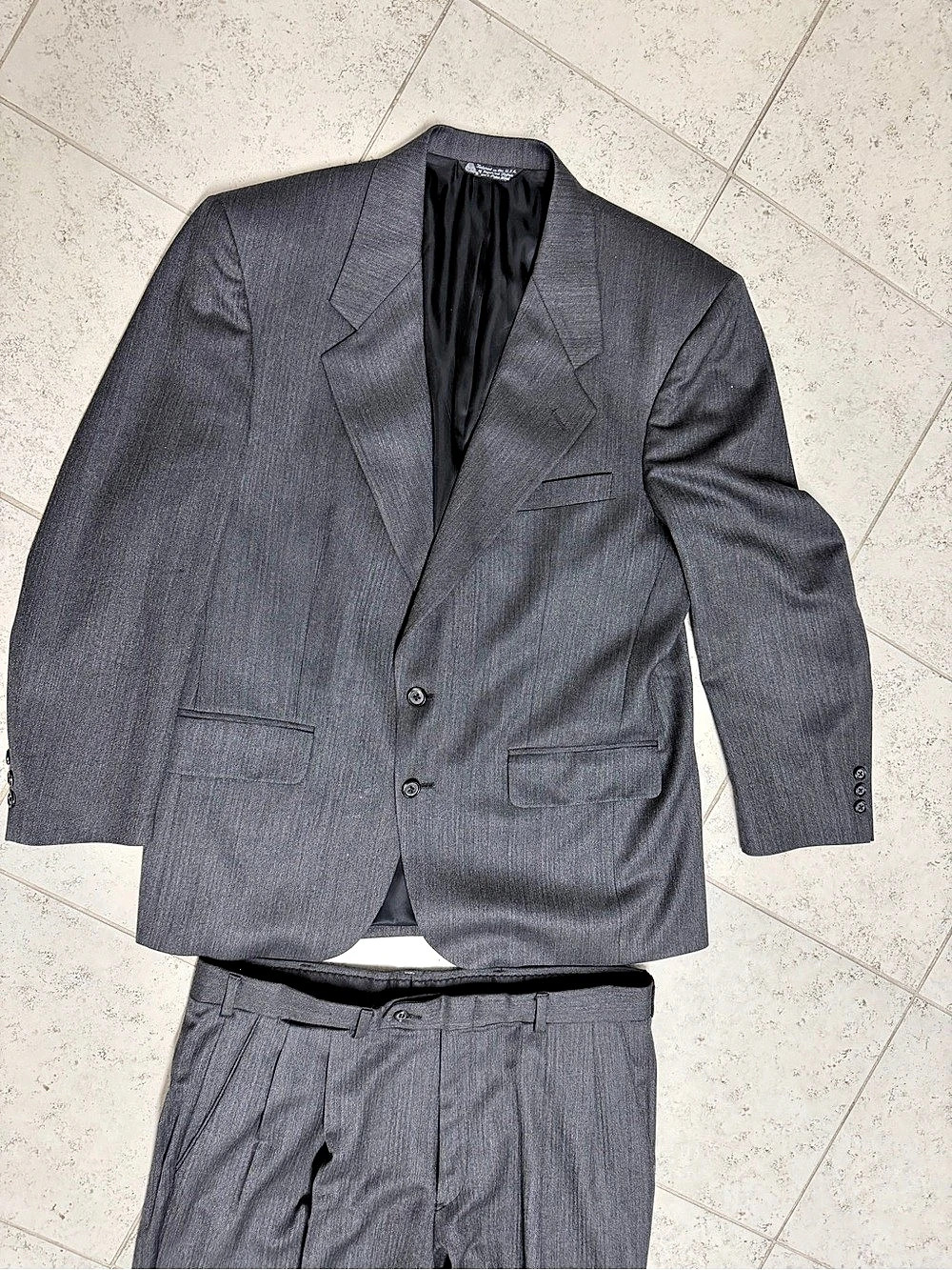Folio Expressly for Harleys Wool Gray Men’s Suit Set 38R 38x30 Formal Office